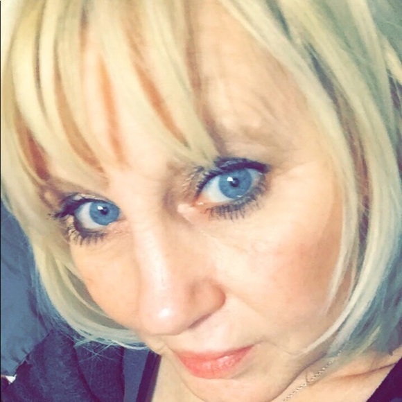 Meet your Posher, Jane - Picture 1 of 1